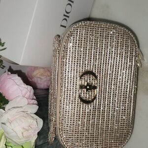 Dior Gold Holiday Pouch. Can Easily Attach Chain For Crossbody Or Shoulder Bag!